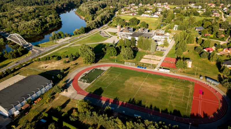 Ādažu stadions, atjaunotais segums, Kadagas tilts