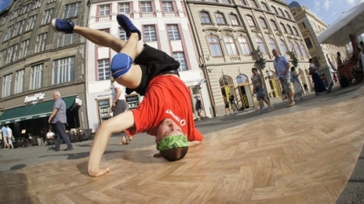 Vēl ir iespēja pieteikties Break dance nodarbībām 10 – 18 gadus veciem jauniešiem