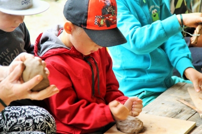 12.jūnijā plkst.9.00 www.adazi.lv Jaunumu sadaļā varēs pieteikties 4 izglītojoši radošajām darbnīcām un 3 nometnēm skolēniem veselības veicināšanai!
