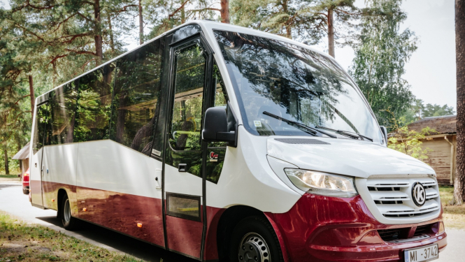 autobuss