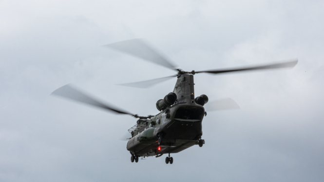 helis Chinook
