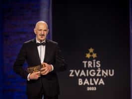 Igo Japiņš un Trīs Zvaigžņu balva