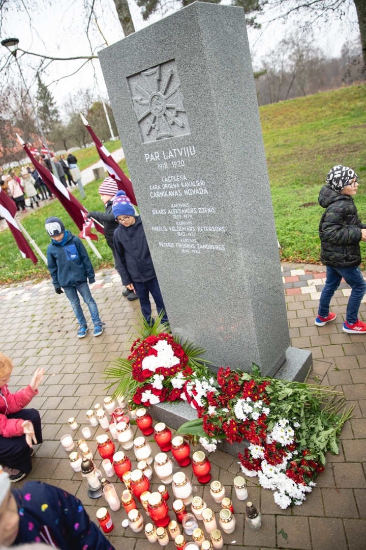 FOTO: Lāčplēša diena novadā 14