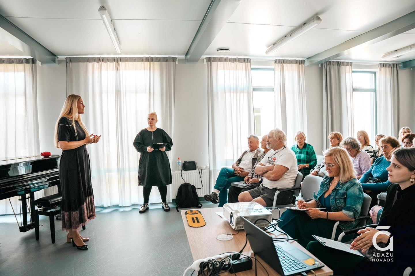 Domnīca "Vēlās brokastis ar savējiem"