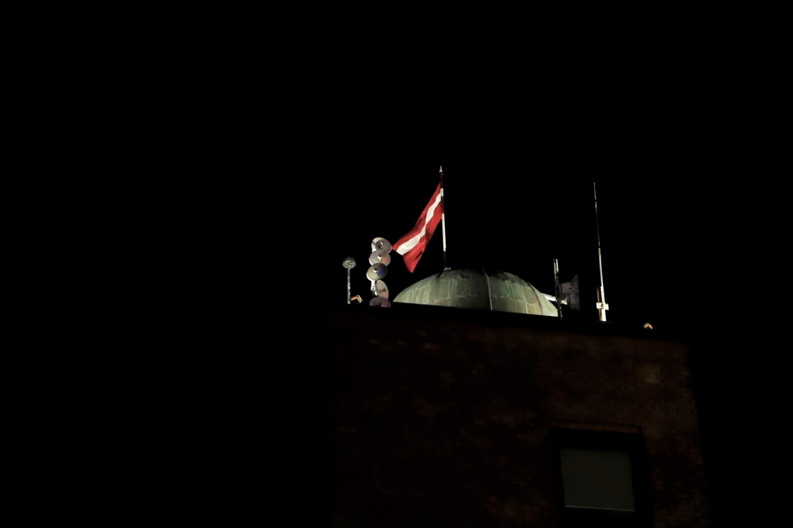 FOTO: Novads rotājas svētku rotās