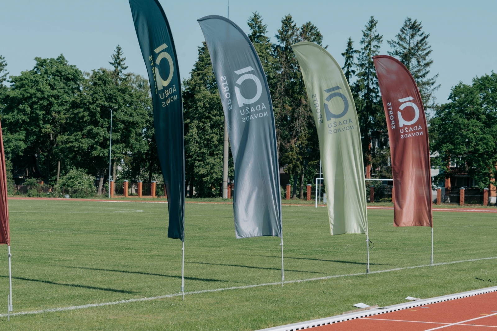 Atjaunotā Carnikavas stadiona atklāšana