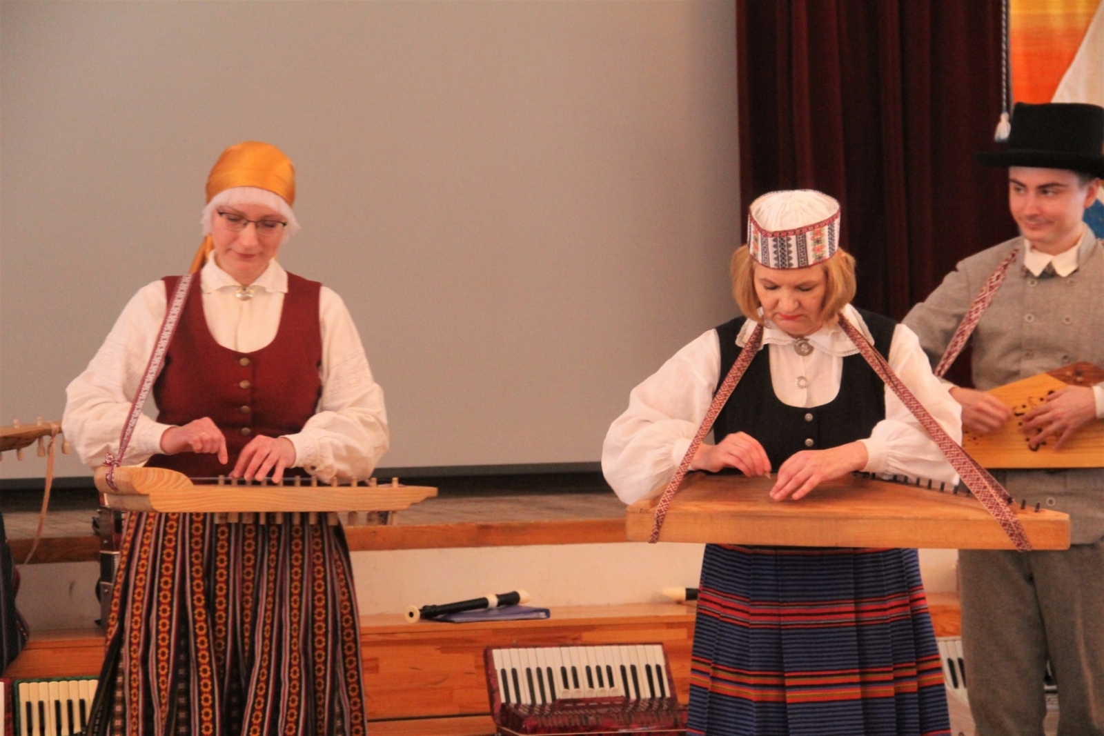 Folkloras kopa