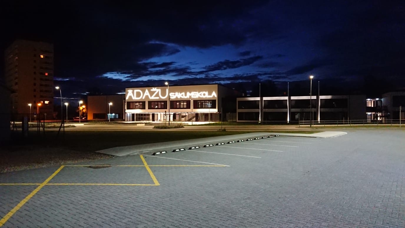 Ādažu sākumskola pieņemta ekspluatācijā