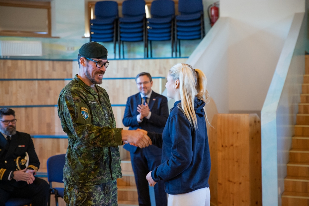 FOTO: Ādažu novadā vizītē ierodas Kanādas vēstnieks Braiens Svorks