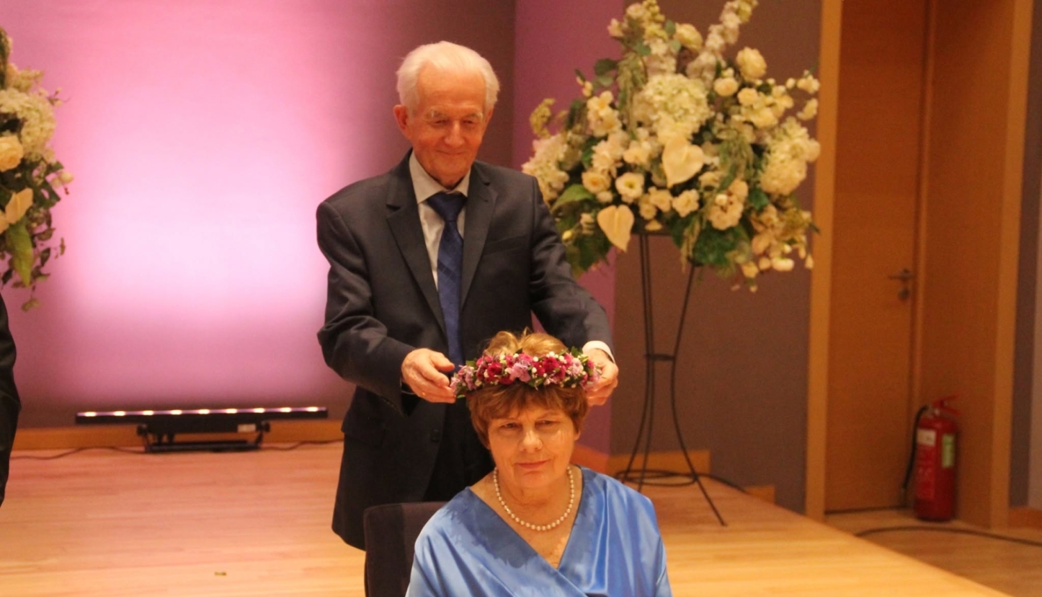 Vairis Aldis un Silvija Štrausi svin 50. kāzu jubileju jeb Zelta kāzas
