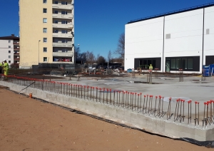 Ādažu sākumskolas 3.kārtai pabeigti zemes darbi un uzsākta 1.stāva izbūve