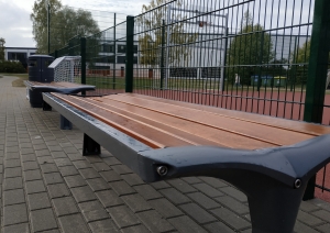 Izveidots jauns sporta laukums un gājēju celiņš