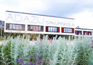 Ādažu sākumskola pieņemta ekspluatācijā