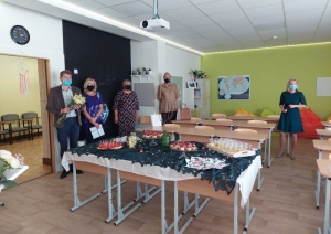 vecāku spēkiem izremontēta klases telpa