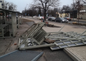 Turpinās kultūras nama “Ozolaine” jumta atjaunošana