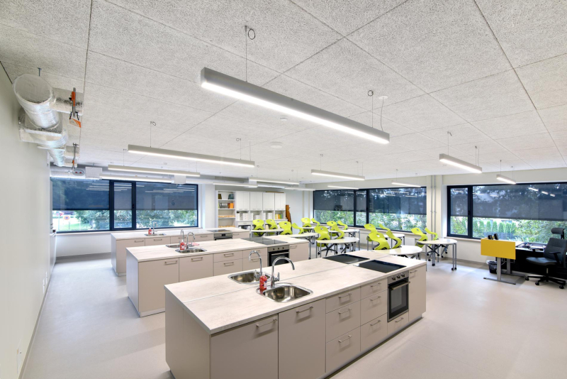 Carnikavas vidusskola - kabinets