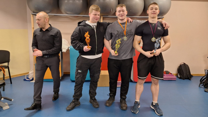 Latvijas spēcīgākā skola, Ādažu posms, pauerliftings