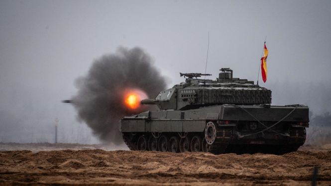 ESP tanks šauj