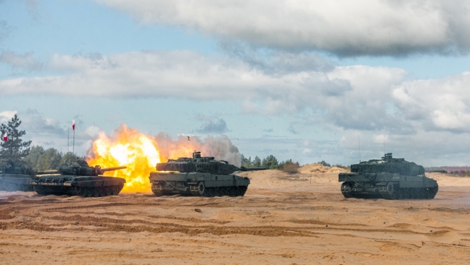 tanki, militāras mācības, poligons