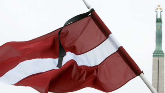 Latvijas karogs