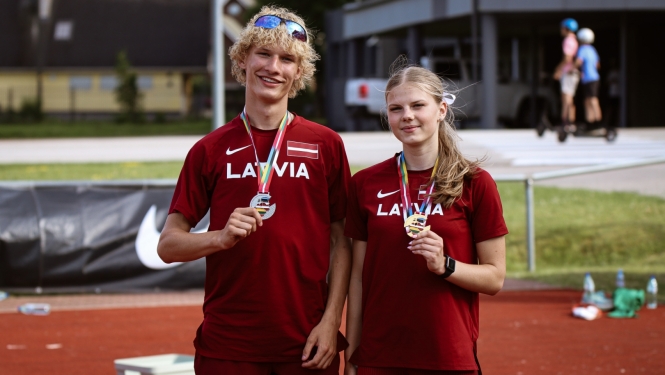 Toms Melderis un Laura Ozola