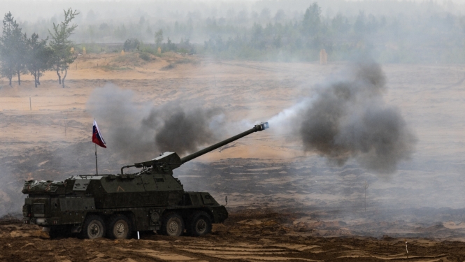 militārās mācības, tanks