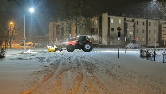 Sniega tīrīšana, Ādažu novads