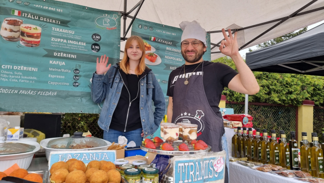 Tirdziņš - Lazanjas republika