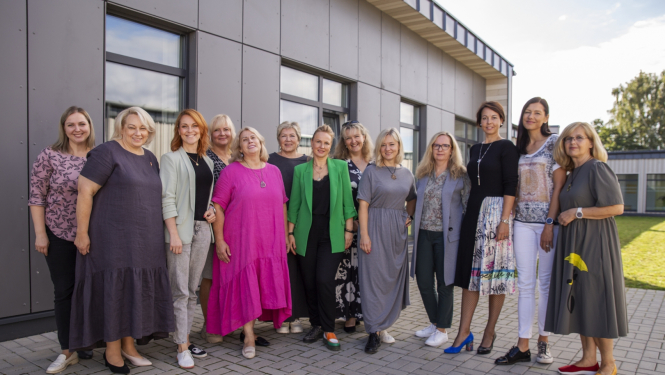 Vēlās brokastis ar savējiem, domnīca, Ādažu sociālais dienests, Carnikava