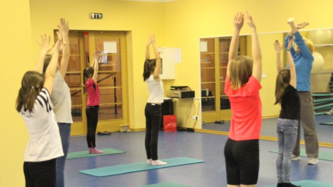 Ādažu vidusskolas skolēni piedalās veselīgo nodarbību programmā