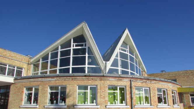 Izsludināts iepirkums Ādažu pirmsskolas izglītības iestādes “Strautiņš” fasādes vienkāršotai atjaunošanai