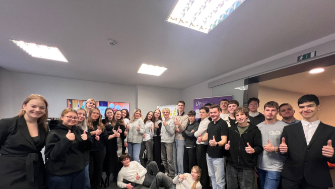 Jauniešu dome - nacionālā dialoga forums