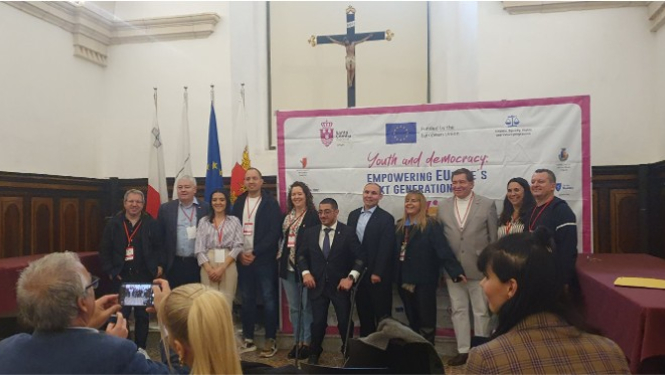 Ādažu novads piedalās projekta “YOUth and democracy” trešajā tikšanās reizē Maltā