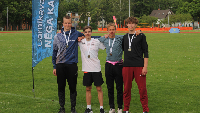 Carnikavas nēģi, U16 stafetes komanda 4x100, Veldre, Krūms