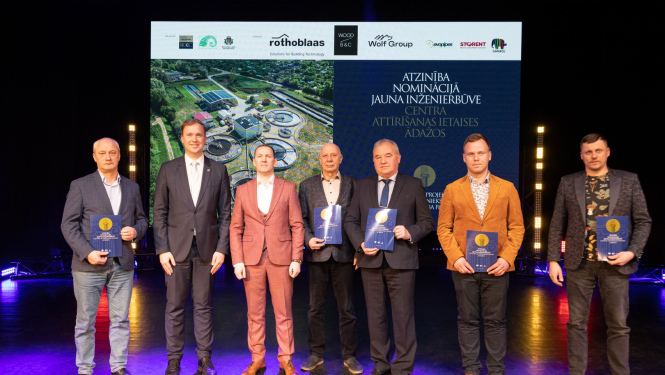 buvniecibas balva Ā ūdenim