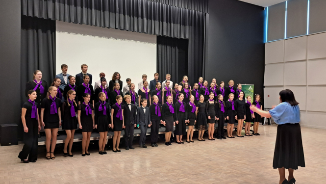 Ādažu vidusskolas koris, koru skate