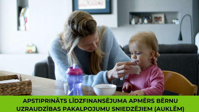 bērnu uzraudzības pakalpojumu sniedzēja