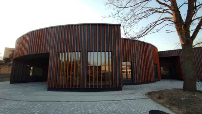 Dienas aprūpes un rehabilitācijas centra ēka