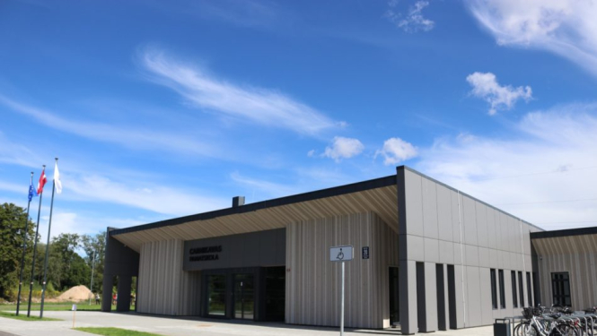 Uzaicinājums veselības pakalpojumu sniedzējiem pieteikties telpu nomai Garajā ielā 20, Carnikavā