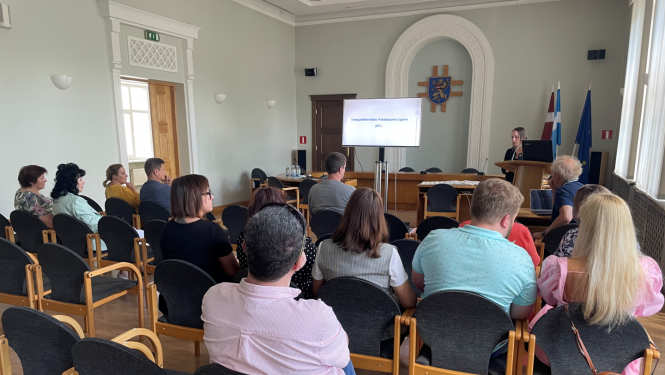 ēku birojs, seminārs