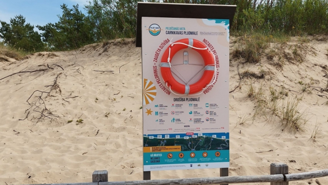 Peldēt droši, glābšanas riņķis, informatīvais stends