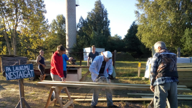 sabiedriba-ar-dveseli_foto-no-arhiva