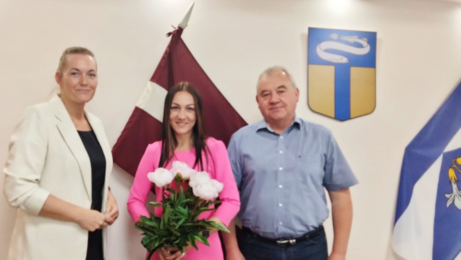 Vasiļevska, Ādažu vidusskolas direktore, Miķelsone, Bulāns