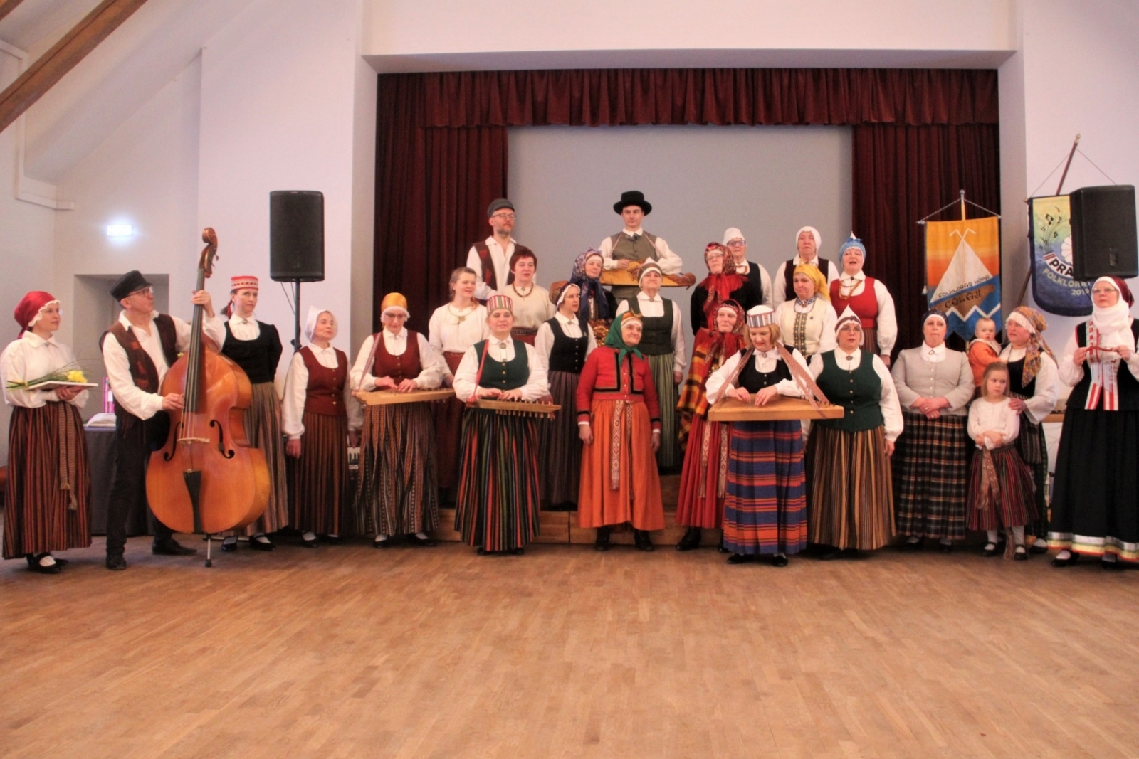 Folkloras kopa