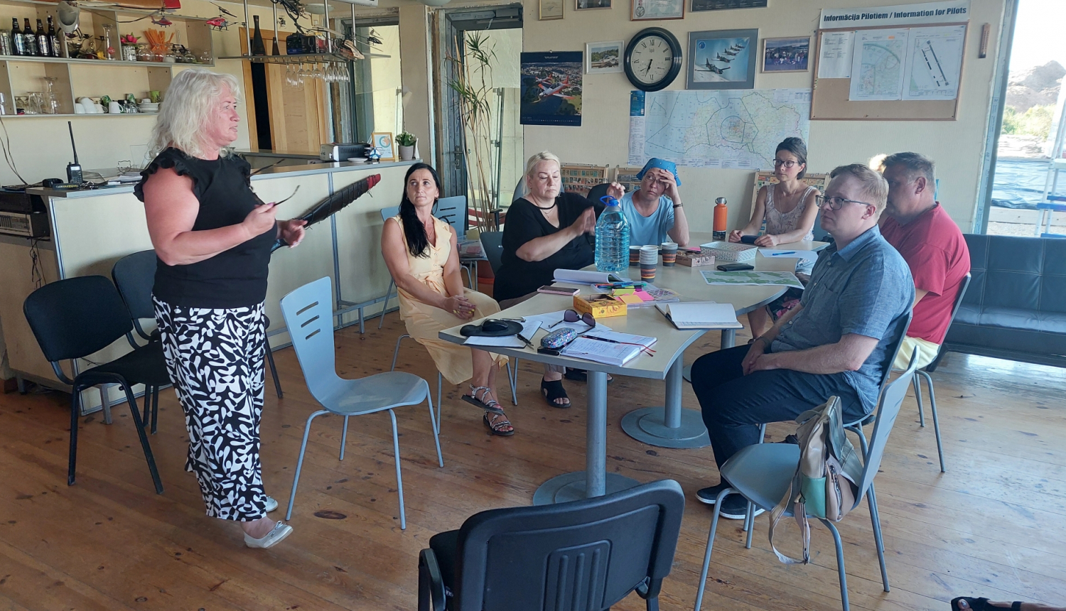 tikšanās ar iedzīvotājiem, Eimuri, Ādažu lidlauks