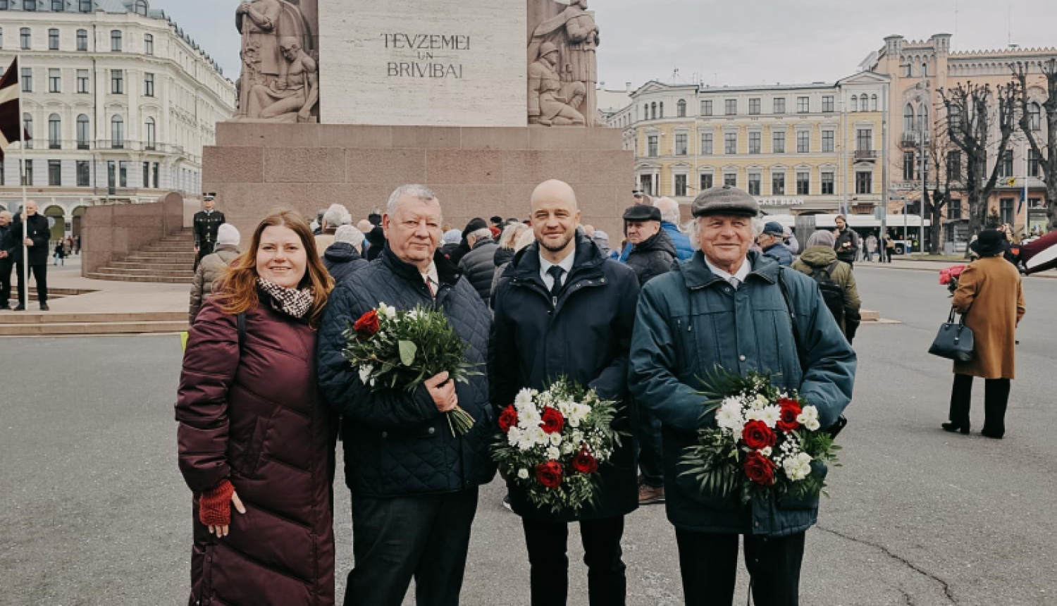 piemin komunistiskā genocīda upurus