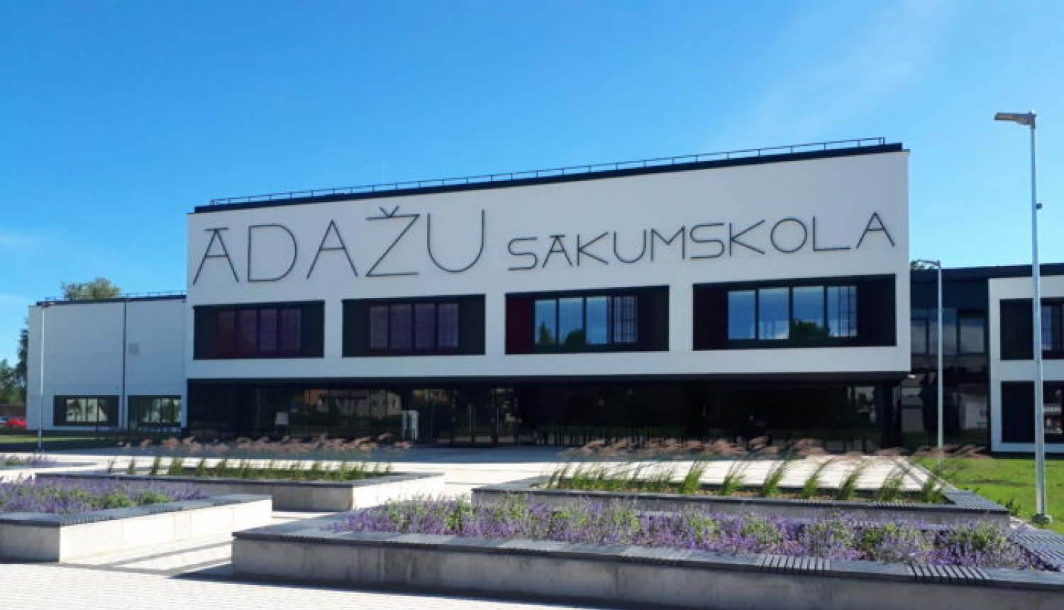 Ādažu sākumskolas 1. un 2. kārtas būvdarbi pabeigti