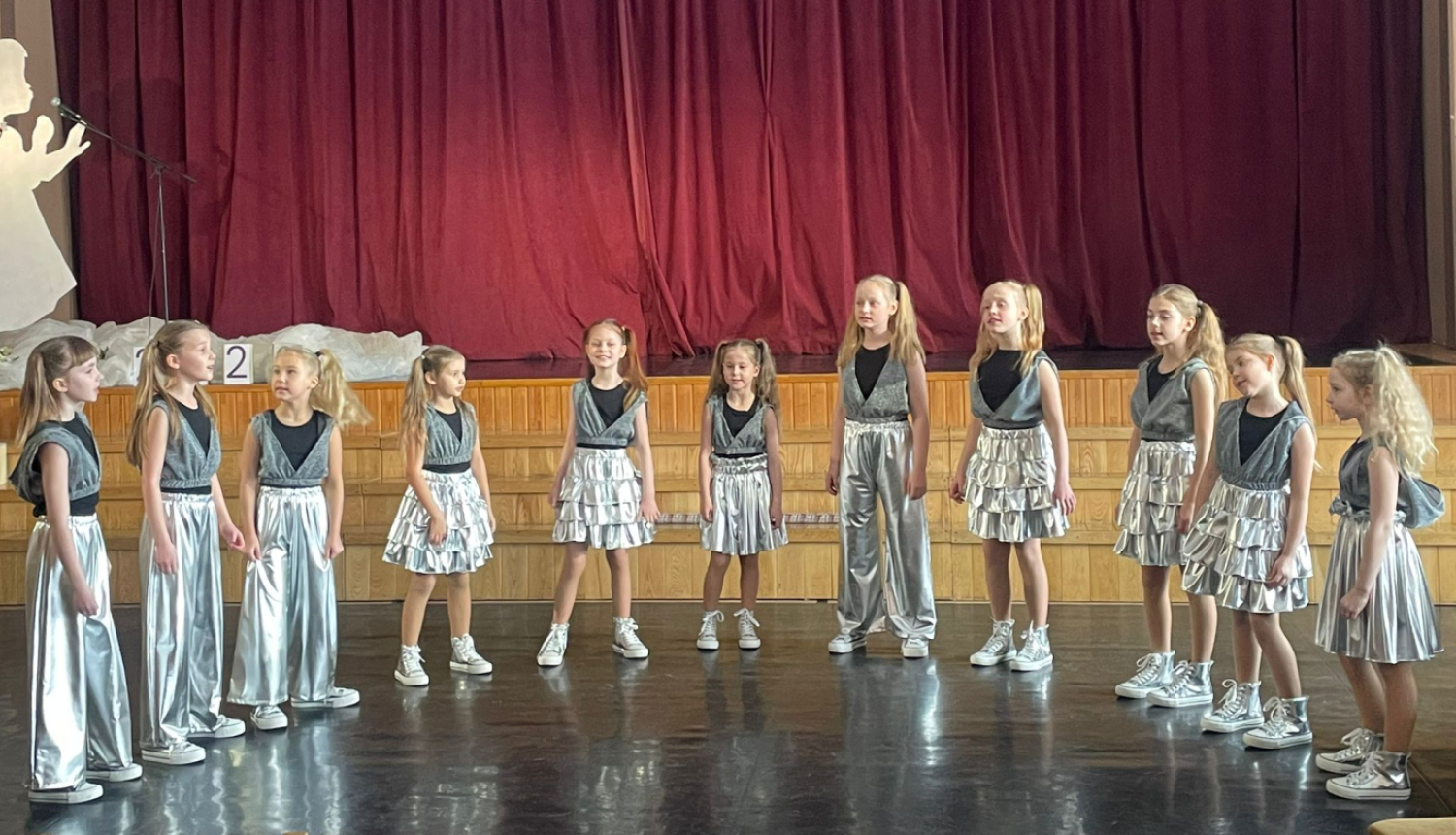 Ādažu popgrupa Rakari