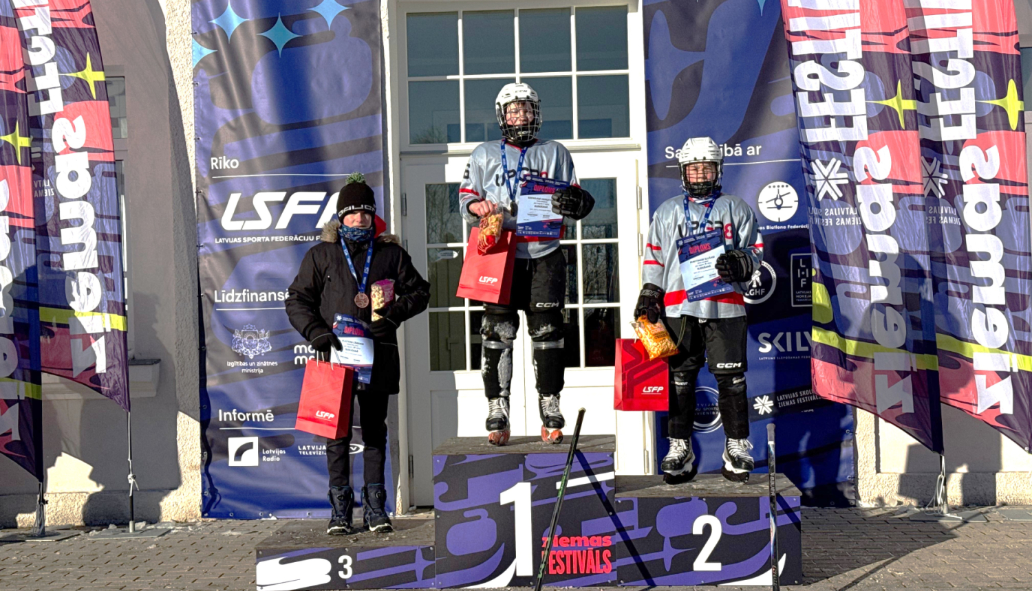 Rafaels Vasiļevskis, Martins Blušs