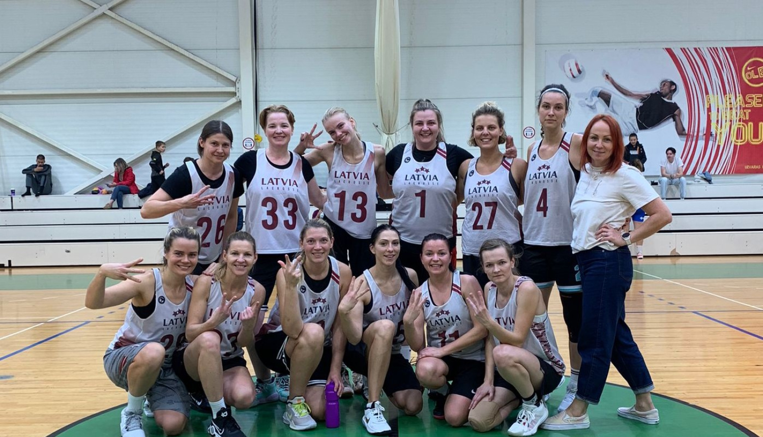 Ādažu sieviešu basketbola komanda